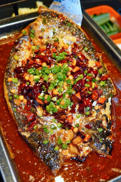 成都哪里可以學(xué)烤魚技術(shù)？四川烤魚培訓(xùn)班